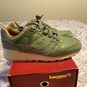 Saucony Grid SD “Garden Pack”